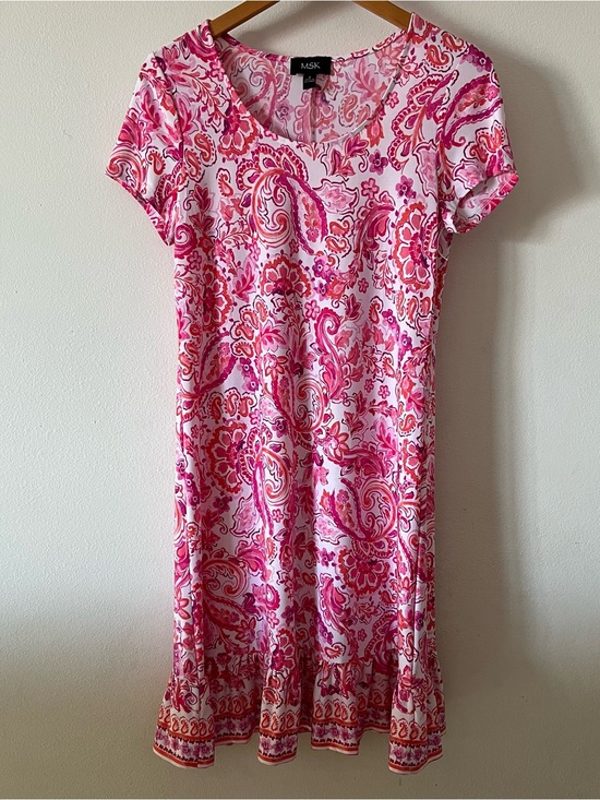 MSK Dresses & Skirts - MSK Pink Paisley Short-Sleeve Ruffle Hem Dress Sz S